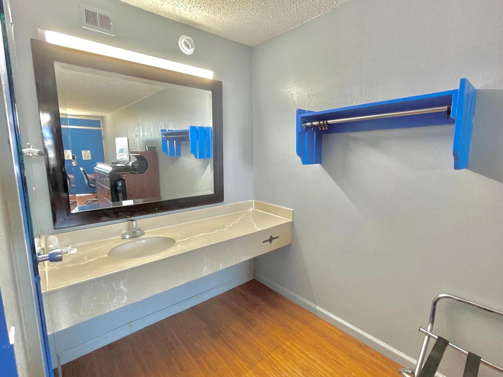 Rodeway Inn Nashville Ngoại thất bức ảnh
